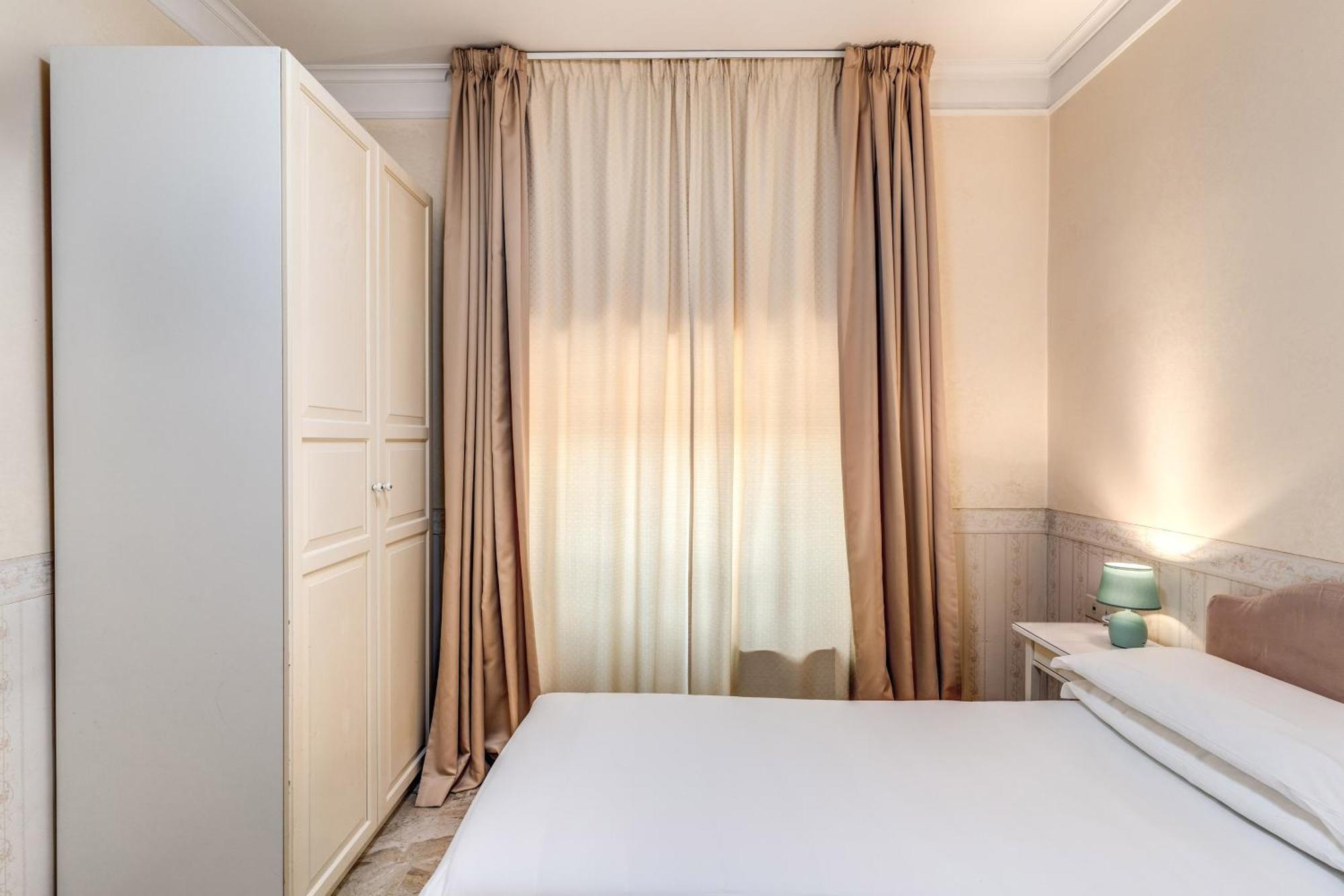 Hotel Orazia Рим Екстериор снимка